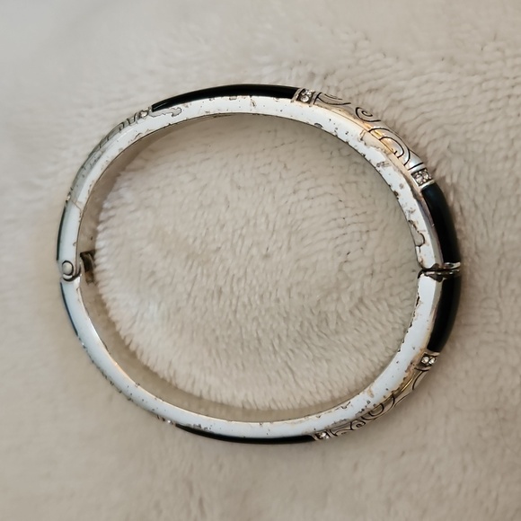 BRIGHTON Wiltern Two-tone Scroll Magnetic Clamper Bangle Bracelet - Picture 9 of 11